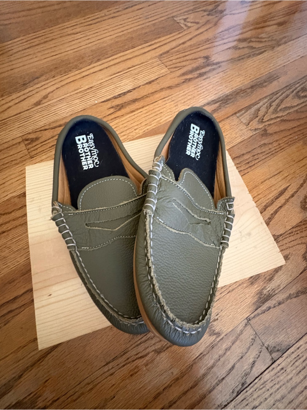 EasyMoc x Brother Brother Olive Green Leather Slip-On Penny Loafers Like New